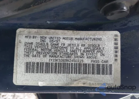 1997 Geo Prizm z USA, uszkodzony, nr VIN 1Y1SK5269VZ450715